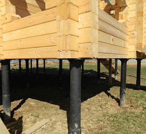 Винтовой фундамент под дом из бруса в Белогорске (Крыму)